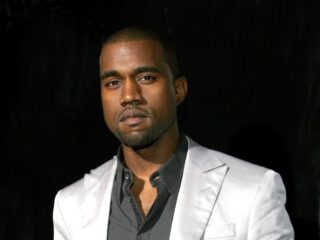 Kanye West onthult nieuw album 'Bully' en dropt nieuwe track 'Beauty and the Beast'