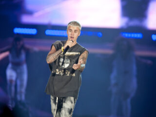 Justin Bieber cancelt tour door problemen syndroom van Ramsay-Hunt