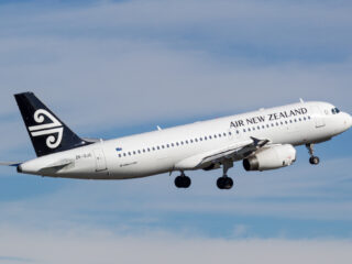 Vliegtuig keert plotseling om: vlucht van meer dan 16 uur voor niets