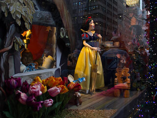 Nieuwe Disney-attractie met Sneeuwwitje krijgt kritiek om 'kus zonder toestemming'