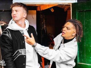 Snelle schakelt Ronnie Flex in voor motiverende track 'In De Schuur'