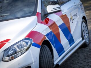 Steekpartij bij school in Hilversum, leerling (16) gewond geraakt