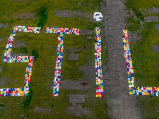 KNVB voert actie voor het amateurvoetbal met 1000 voetbalshirts