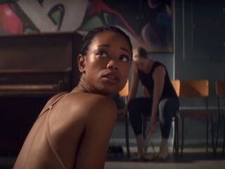 'Black Swan' meets 'Pretty Little Liars' in nieuwe serie 'Tiny Pretty Things'