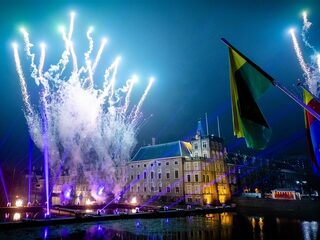 Nederlandse Vuurwerkbond wil volgende jaarwisseling lokale vuurwerkshows