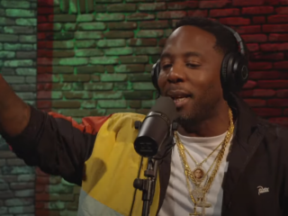 Winne eert Feis tijdens liefdevolle So So Lobi 2-sessie bij 101Barz