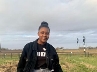 Zuwena (16) maakt zich zorgen over de examens: "We hebben minder lesstof gehad dan normaal"