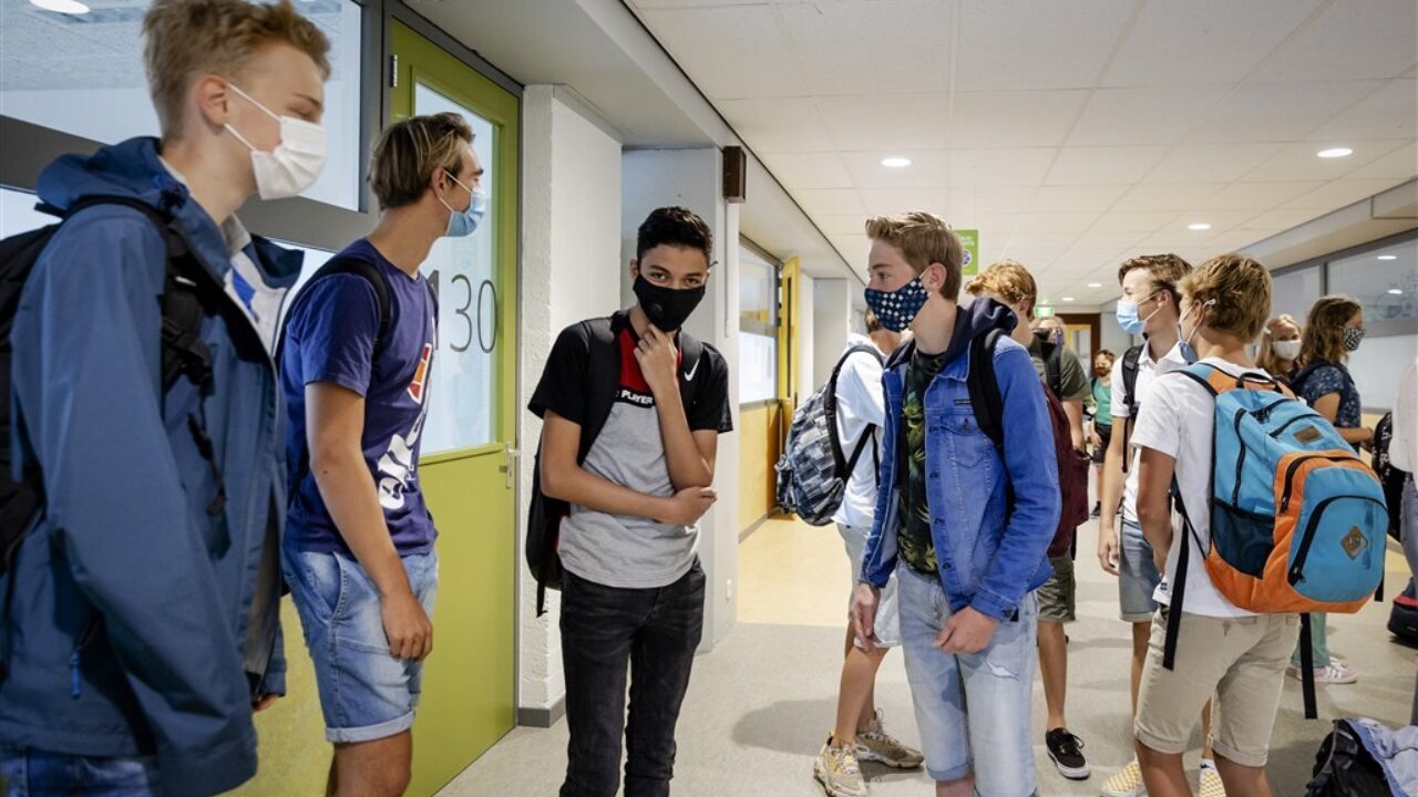 Jongeren gebruiken corona vaak als smoesje om afspraken te skippen
