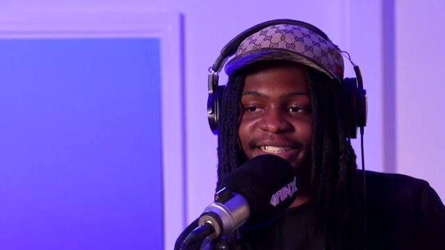 WAWA performt nieuwe tune 'In De Ochtend'