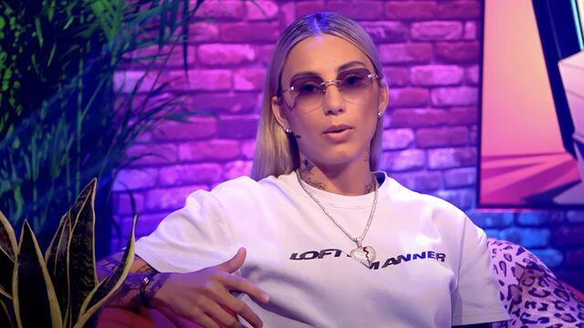 Latu in de Lobi Lounge: "Ik heb een bedpartnerlijst"