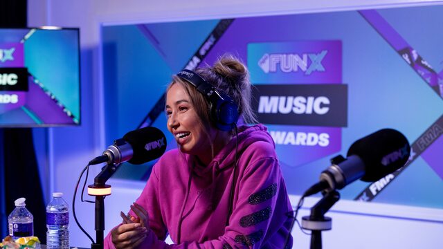 DJ Wef improviseert bedankspeech met vier random woorden