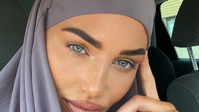 Realityster Jørney Hendrikx bekeerde tot de islam: 