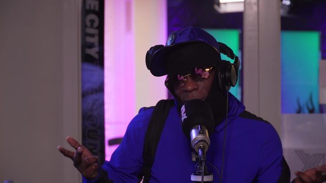 Mensa & Saaff performen hun single 'Hoe Niet?' in de studio bij Yous