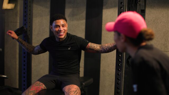 Young Ellens in 'Gym Sessie': "Ik ben een stuk volwassener geworden"