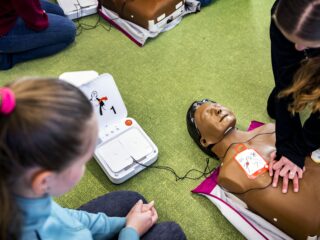 Hartklachten bij vrouwen worden nog te vaak onderschat: “Er is een enorme kennisachterstand”
