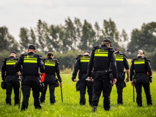 Bewoners zwijgen over criminaliteit in Amsterdam-Zuidoost: "Bang voor wraak"