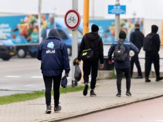 Incident bij Albert Heijn roept vragen op over online veiligheid: "Aanvallen vinden dagelijks plaats"