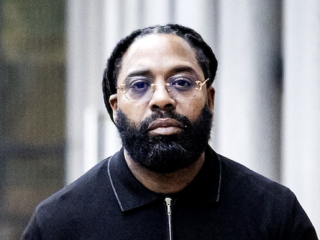 OM eist maandenlange celstraf tegen Kempi om bedreigingen en poging tot dwang