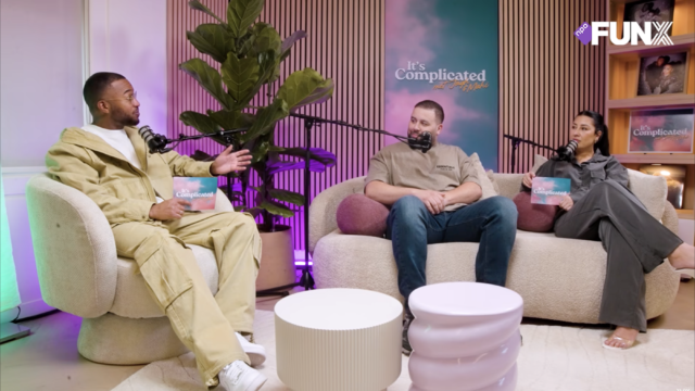 Docent Khallil over kostenverdeling in huwelijk: "Ik verdien meer, dus ik betaal meer"