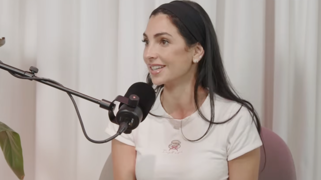Anna Nooshin eerlijk over zwangerschap: "Ik wilde vrouwen minder eenzaam laten voelen"