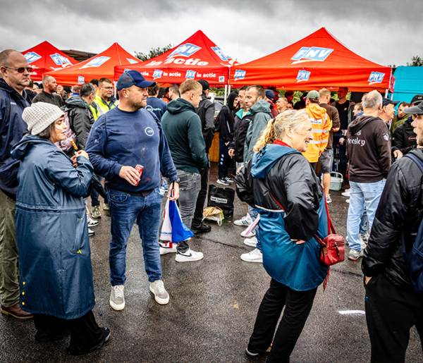 Kunnen stakingen het kabinet op de knieën krijgen?