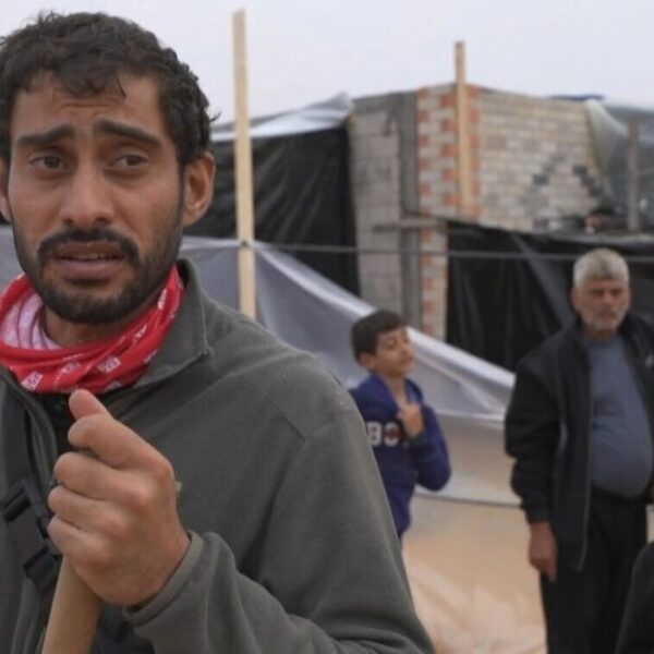 Podcast De Dag: Awni's reis van Den Haag naar Gaza