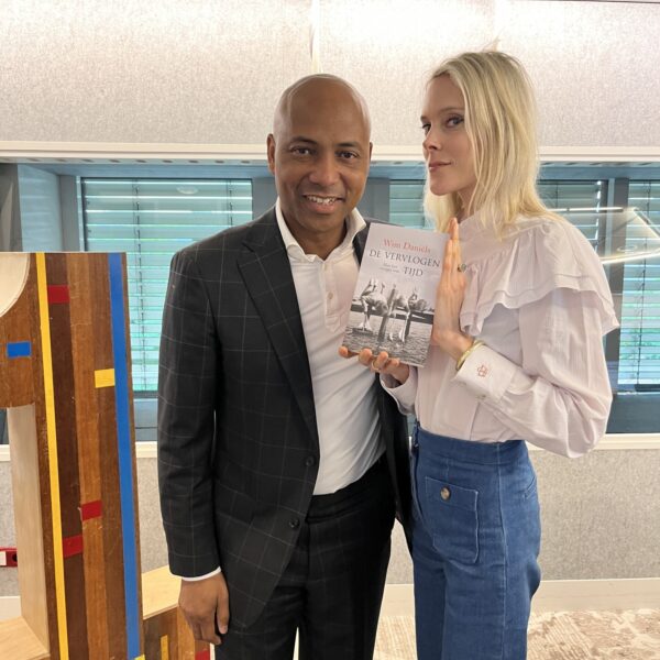 'De vervlogen tijd' is NPO Radio 1 Non-Fictie Boek van de Maand september