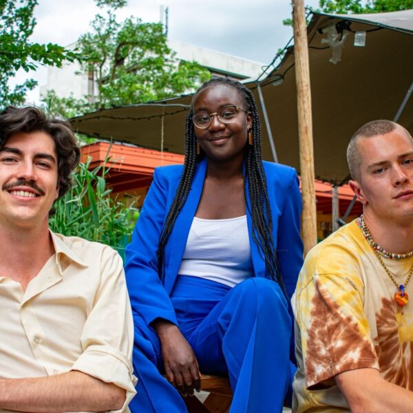 Jongstof, een spin-off van Kunststof, is terug: persoonlijke gesprekken met jong talent