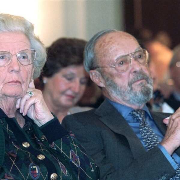 Historicus: 'Ik geloof niet dat prins Bernhard een overtuigde nazi was'