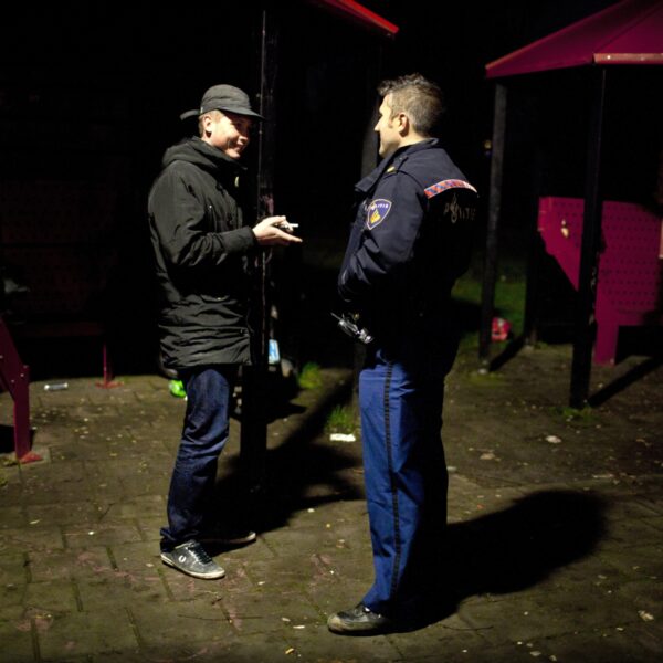 Birgit schoor haar hoofd kaal om van de seksuele straatintimidatie af te zijn