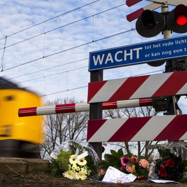 Podcast De Dag: treinpersoneel over suïcide op het spoor