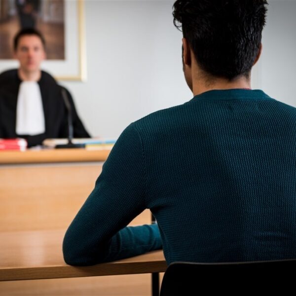 Jongeren straffen met Law & Love: in Amsterdam-Zuidoost werkt het