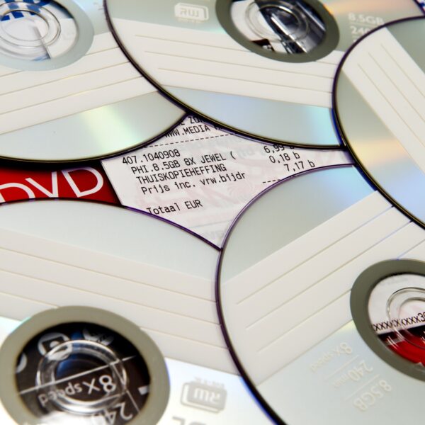 Worden mensen opgepakt voor illegaal downloaden?