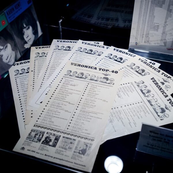 Podcast De Dag: verslaafd aan muzieklijsten