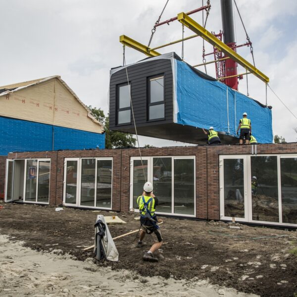 Moeten we arbeidsmigranten buiten Europa hierheen halen? 'Nederland loopt achter'