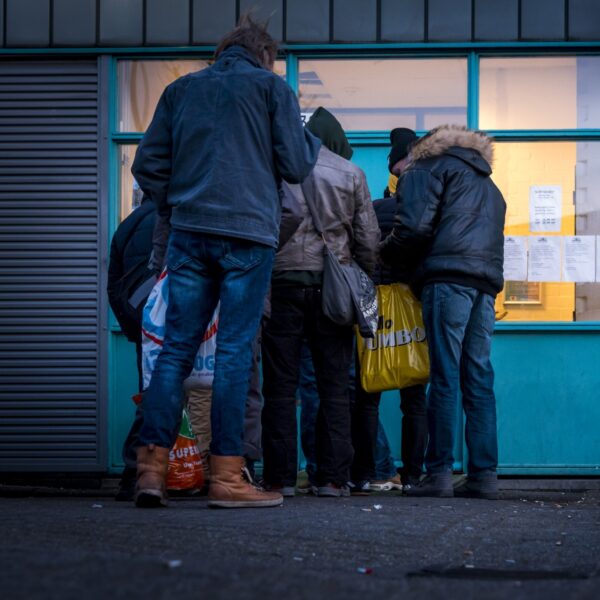 'Den Haag, doe wat aan het armoedeprobleem'