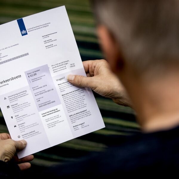 Stand.nl: 'Verkeersboetes moeten inkomensafhankelijk worden'