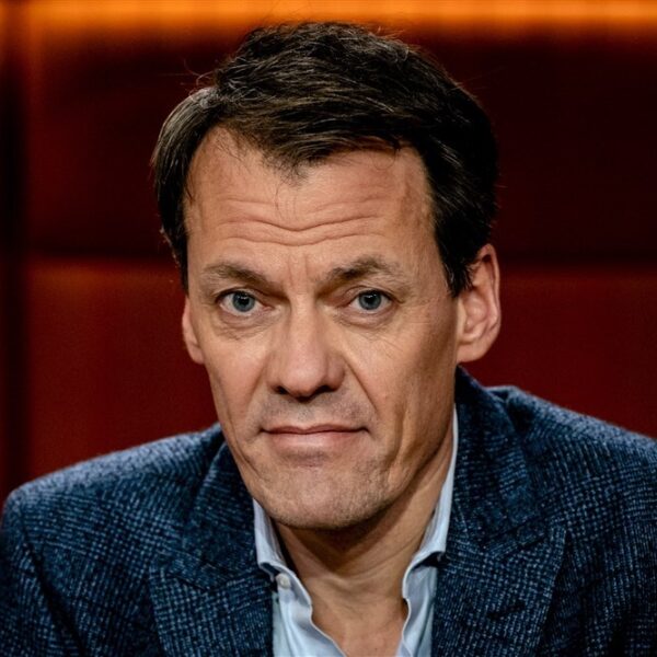 Tijs van den Brink: dat BNNVARA uit Op1 stapt kwam als verrassing