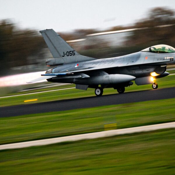 Geen scherpere geluidsnormen voor vliegbasis Leeuwarden