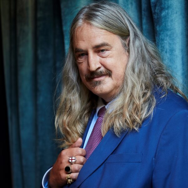 Illegaal gekopieerde boeken van tientallen Nederlandse en Vlaamse schrijvers gebruikt voor trainen AI