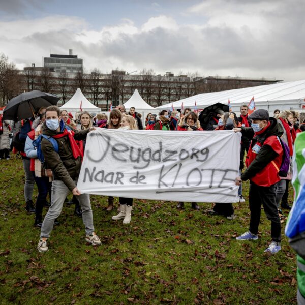 Bezuiniging op jeugdzorg vergroot het probleem: 'Heel domme keuze'