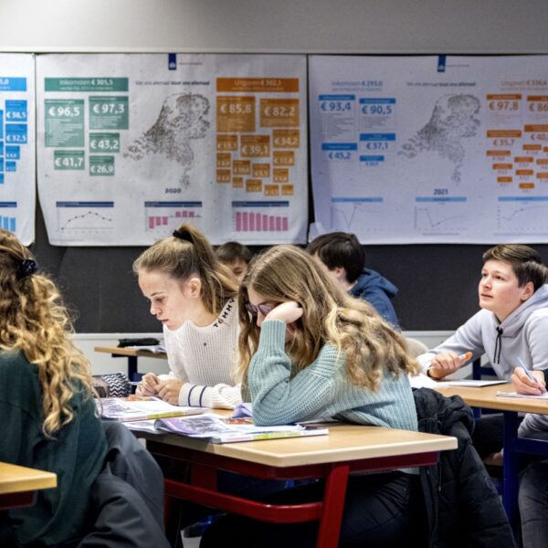 Dit is waarom Nils (22) niet naar school ging