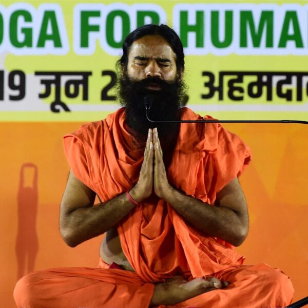 'Medicijnen zouden kanker genezen': Indiase goeroe veroordeeld voor oplichting