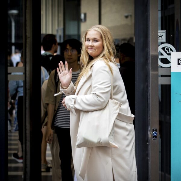 Waarom willen studenten nog bij het corps?