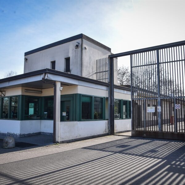 Eigen scriptie brengt maffialid in de problemen