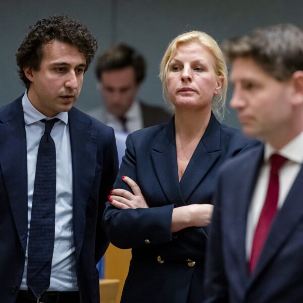 Groot deel oppositie zegt vertrouwen op in kabinet na Kamerdebat