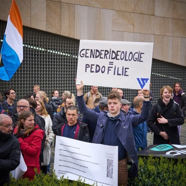 Podcast De Dag: hoe rechts-extremisme mainstream wordt