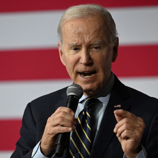 Journalist Pjotr Sauer: 'Alle hoop op Biden voor vrijlating boezemvriend Gershkovich'