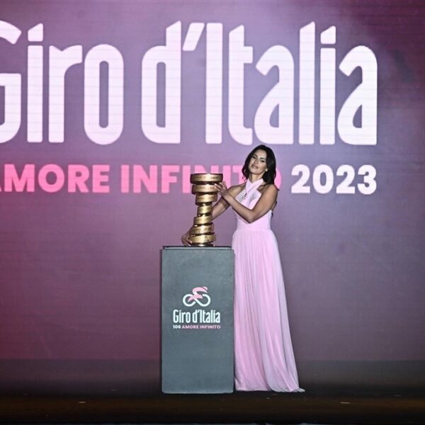 Giro d'Italia: 'Hoeveel renners doen er eigenlijk mee?'