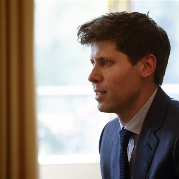 Podcast De Dag: Sam Altman, 'de nieuwe Zuckerberg'